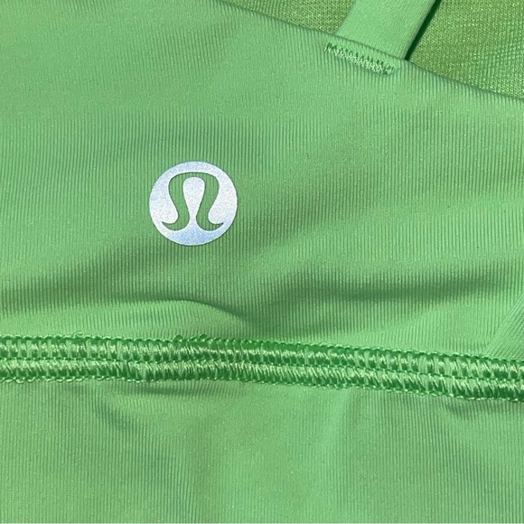 Lululemon Energy Sports Bra Top 6 Medium Support Screaming Green Light Run Gym - Picture 6 of 6
